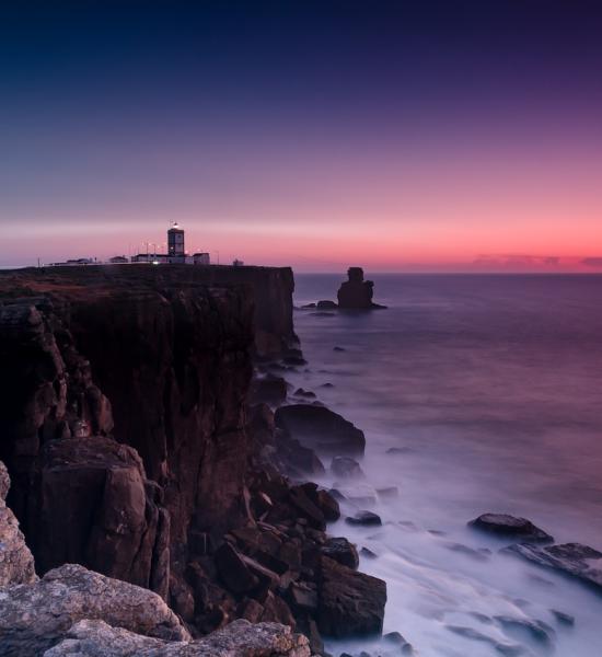 Exhibition "A vivir que son 100 años" arrives in Vigo